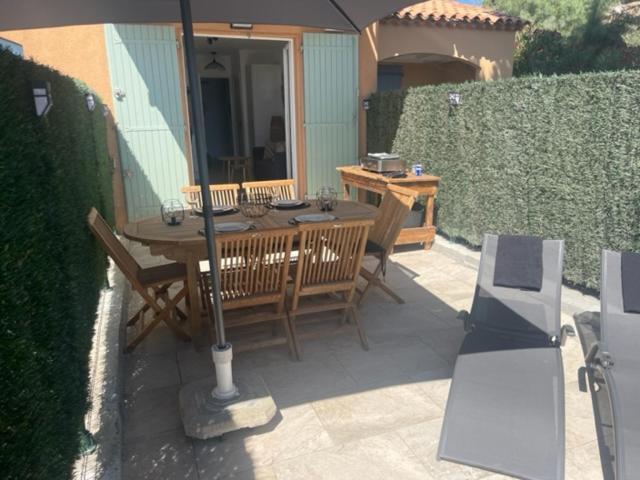 Ferienwohnung La Martina Sainte-Maxime Exterior foto